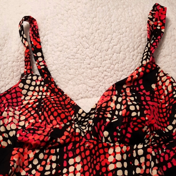 Bathing suit - Picture 3 of 9